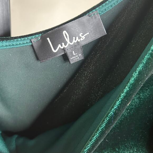 Lulus velvet dress-size Large-green velvet, one shoulder, stretch knee length‎ - Picture 4 of 5